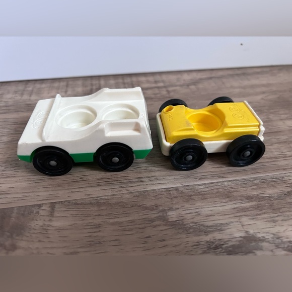 Vintage Fisher-Price Classic Toy Cars Set with little people Figures - Picture 5 of 7